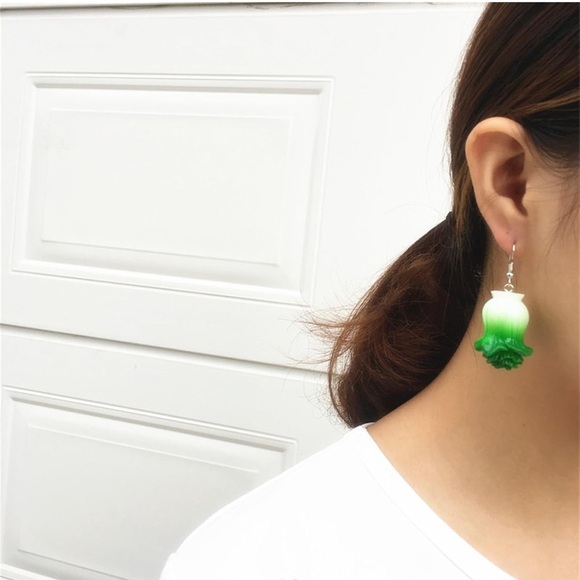 Cabbage Earrings - Picture 4 of 5
